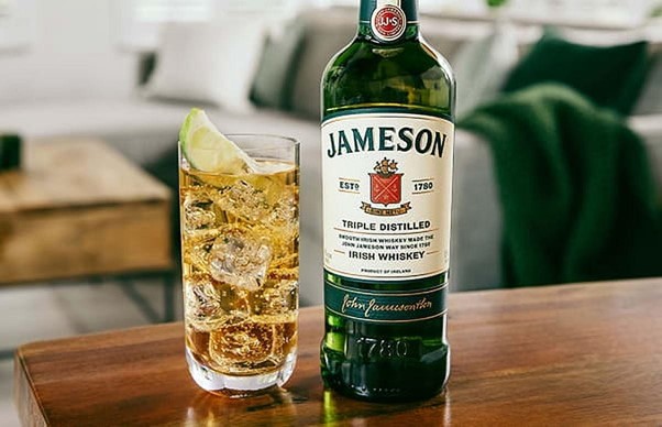 Campuran Jameson Terbaik Wiski Irlandia